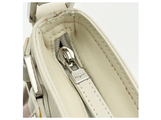 Borsa a tracolla Salvatore Ferragamo Gancini Rosa Bianco - vista 7