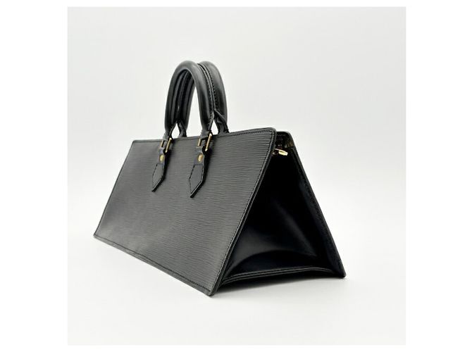 Borsa Louis Vuitton Epi Triangle Nero - vista 4