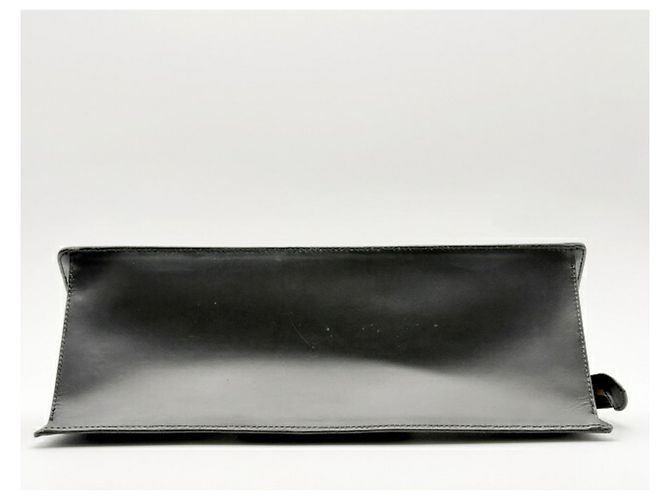 Borsa Louis Vuitton Epi Triangle Nero - vista 7