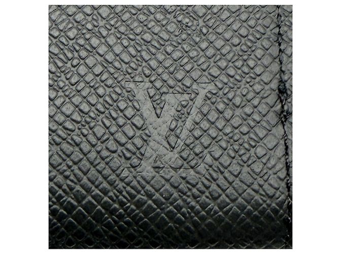 Portamonete Louis Vuitton in pelle Taiga Nero - vista 6