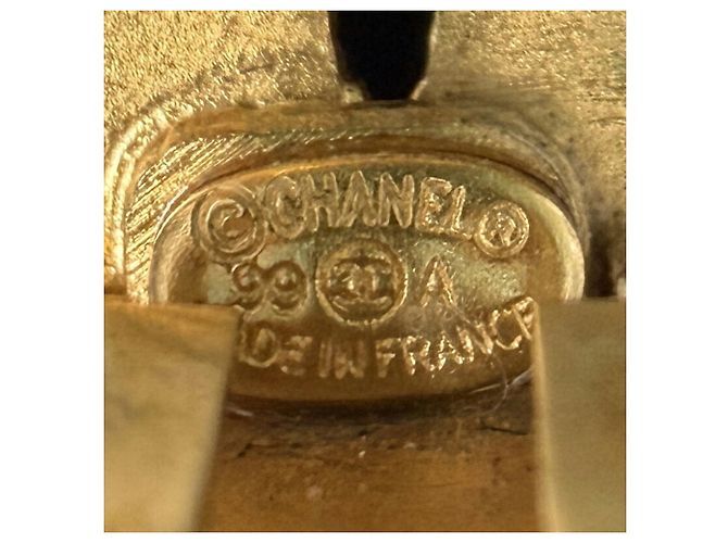 Orecchini a clip Chanel Coco Mark in oro D'oro - vista 11