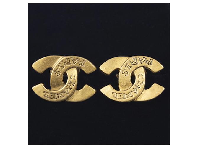 Orecchini a clip Chanel Coco Mark in oro D'oro - vista 2