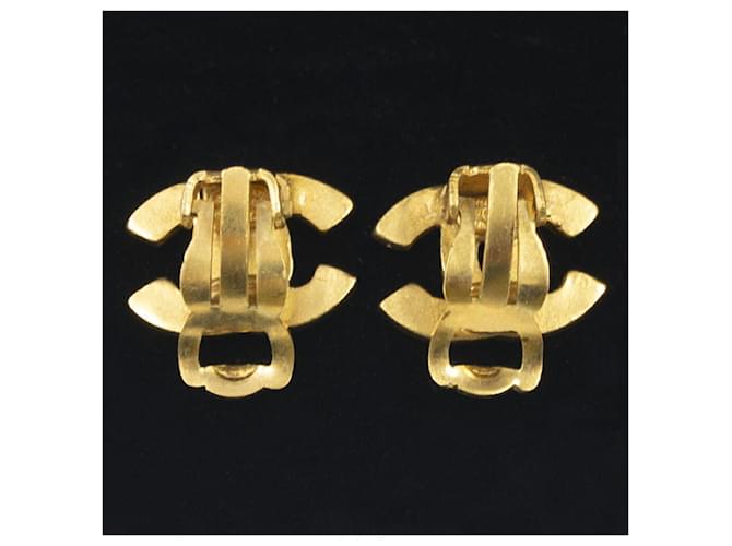 Orecchini a clip Chanel Coco Mark in oro D'oro - vista 3