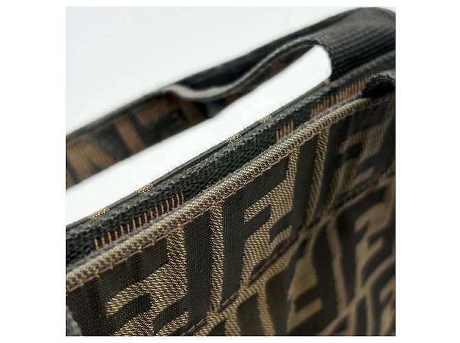 Fendi Zucca Tote Bag Braun Leder und Canvas - Ansicht 16