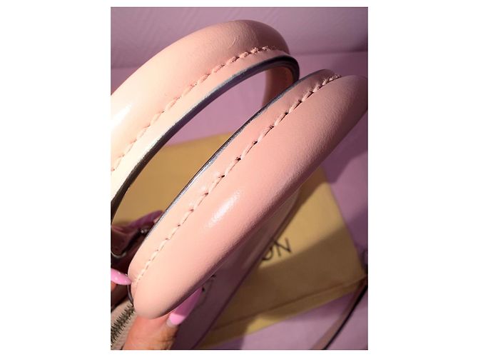 Borsa Louis Vuitton Alma BB Rose Ballerine in pelle Epi Rosa - vista 6