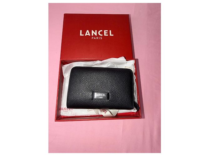 Lancel grained leather wallet in black - view 15
