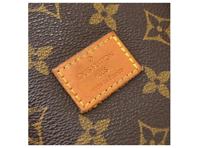 Louis Vuitton Saumur Monogram 30 Marrone - vista 4