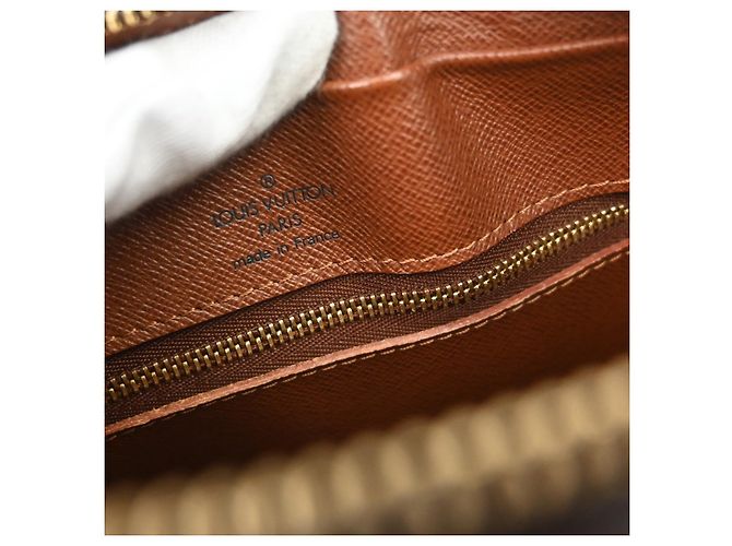 Louis Vuitton Nil Messenger Monogram Canvas 28 Marrone - vista 4