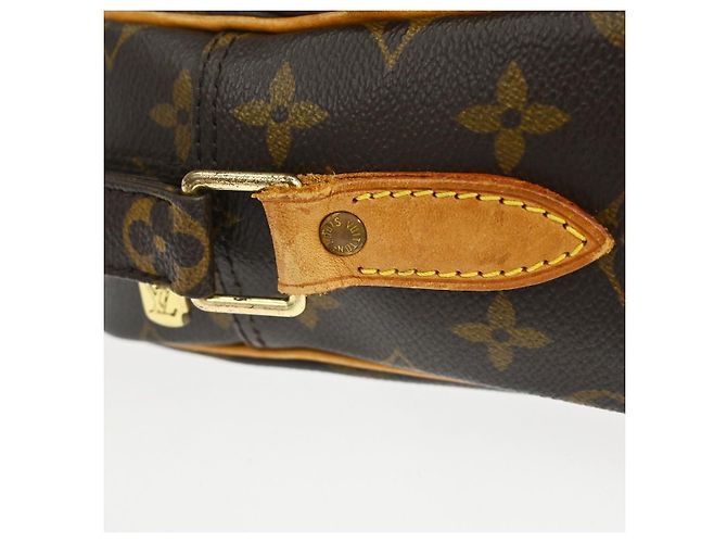Louis Vuitton Nil Messenger Monogram Canvas 28 Marrone - vista 7