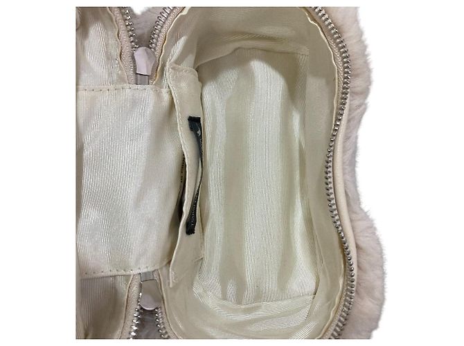 Autre Marque TSURU by Mariko Oikawa Bondi Eco Fur Shoulder Bag Crudo - vista 12