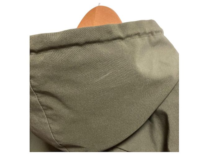Autre Marque Abrigo poncho VACHEMENT de taffeta de shell reciclado Verde Caqui - vista 11