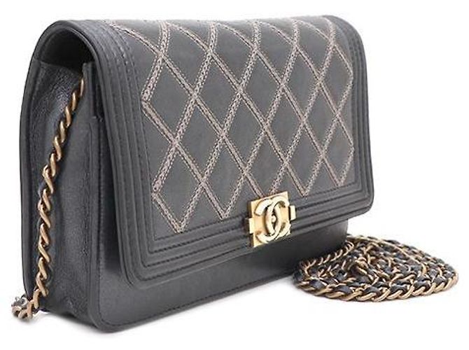 Chanel Borsa a tracolla WOC in pelle di agnello trapuntata con catena dorata Nero - vista 2