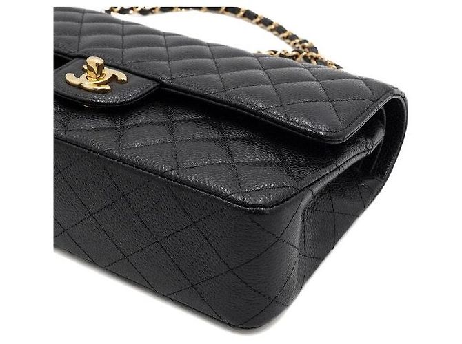 Chanel Borsa a tracolla Classic Medium in caviale nero con catena dorata - vista 9