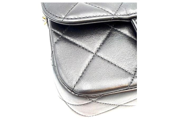 Chanel Mini Flap Bag with Pearls Black Nero - vista 8