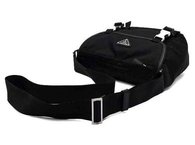 Prada Borsa Messenger e Borsa a Tracolla in Re-Nylon Nero con Logo Argento - vista 10