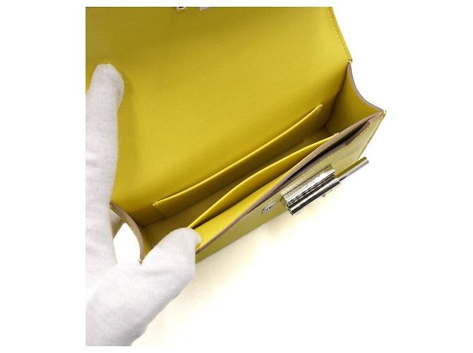 Hermès Mini borsa crossbody con catena color Lime Giallo - vista 7