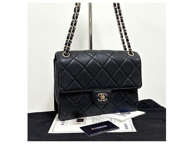 Chanel Borsa a Tracolla Season Chain Nera Nero - vista 5
