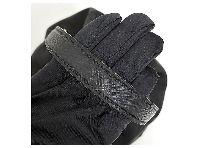 Prada Borsa Bucket in Nylon con Logo Triangolo Nero - vista 13