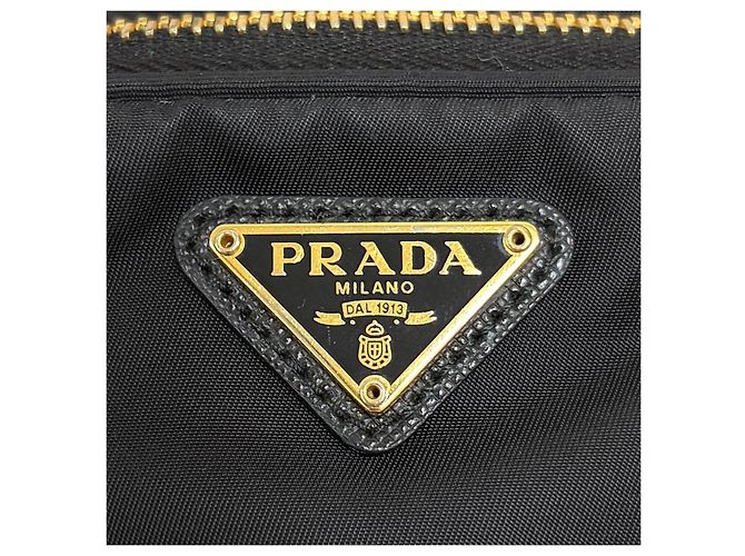 Prada Borsa Bucket in Nylon con Logo Triangolo Nero - vista 8