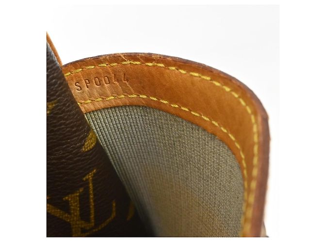 Louis Vuitton Reporter Monogram Canvas PM Marrone - vista 4