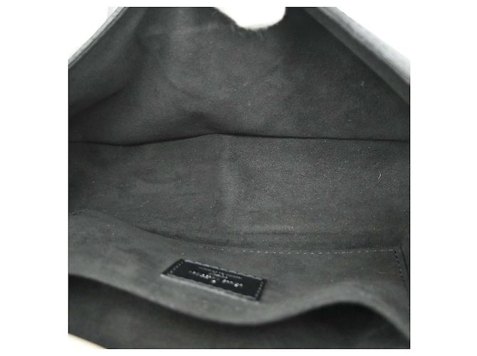 Louis Vuitton Montaigne Epi MM Nero - vista 3