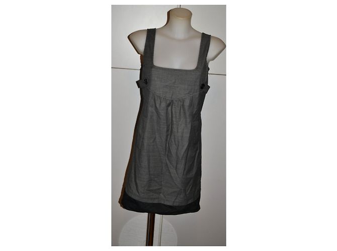 Autre Marque Graues kurzes Kleid mit Karomuster und schwarzen Details - Ansicht 2