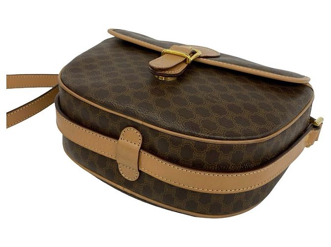 Céline Celine Vintage Macadam Blazon Pattern Triomphe Schultertasche aus Leder Braun - Ansicht 8