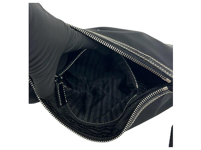 Bolsa de ombro Prada em nylon Tessuto e couro com placa de logo triangular Preto - vista 10