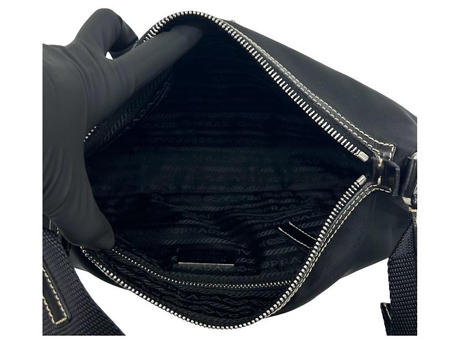 Bolsa de ombro Prada em nylon Tessuto e couro com placa de logo triangular Preto - vista 9