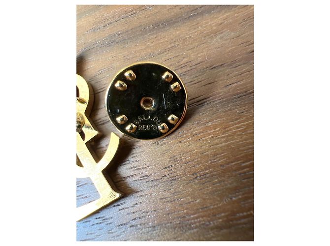 Yves Saint Laurent YSL Monogram Spilla Oro D'oro - vista 3