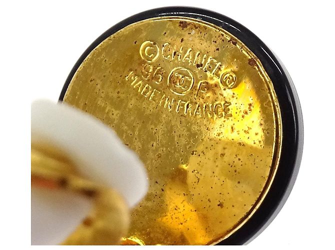 Orecchini Chanel CC Logo pendenti in perle artificiali e placcati oro D'oro - vista 6