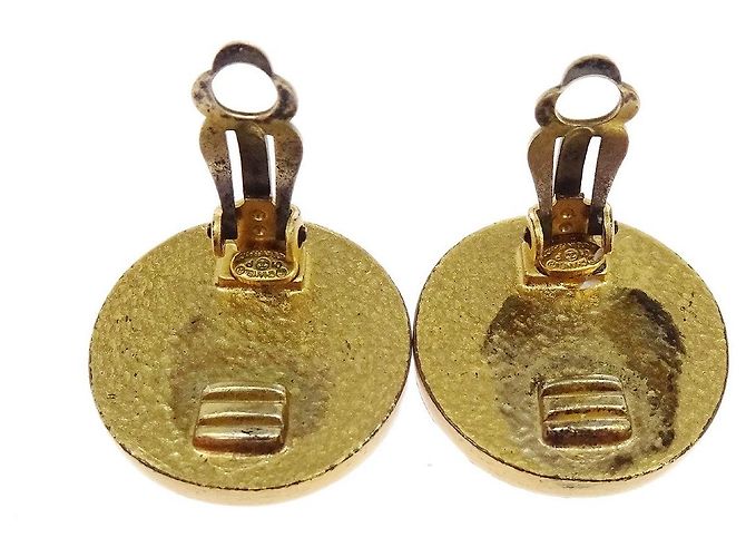 Chanel CC Round Clip-On Metal D'oro - vista 2