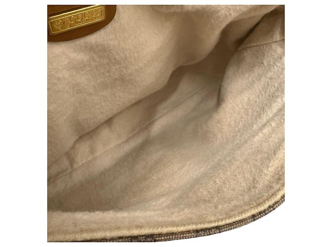 Borsa a tracolla mini Gucci in pelle marrone con motivo Micro GG Logo - vista 9