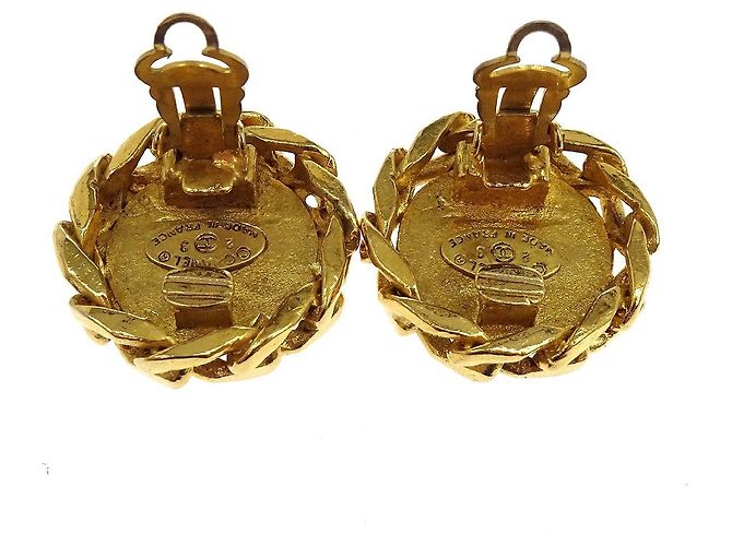 Chanel Vintage CC Round Clip-On Metal with Crystals D'oro - vista 2