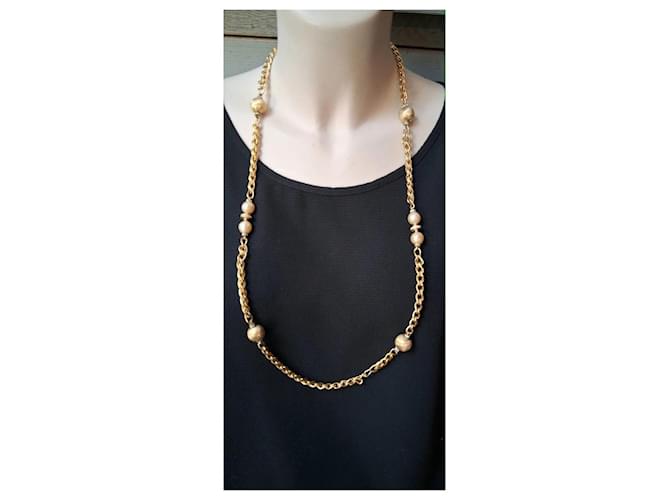 Christian Dior Collar largo de metal dorado y perlas - vista 3