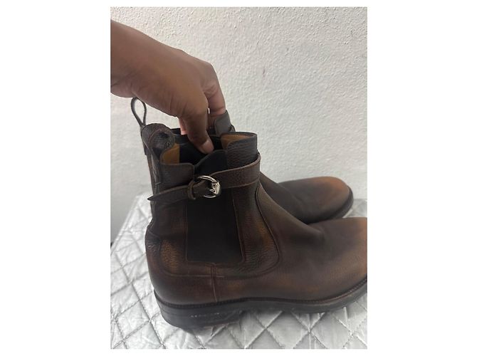 Gucci Brown Leather Chelsea Boots - view 3