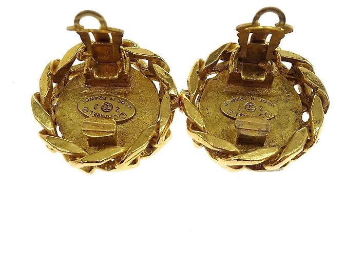 Chanel Vintage CC Round Clip-On Metal with Crystals D'oro - vista 2