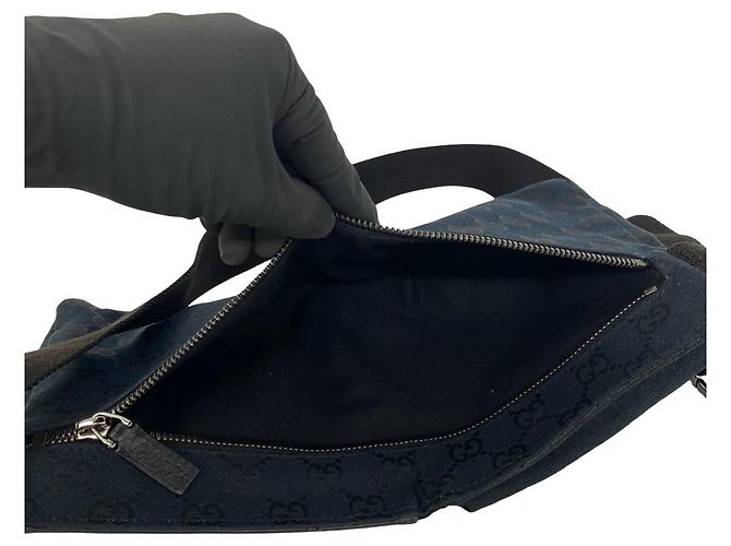 Bolsa Gucci em lona com padrão GG e couro Preto - vista 9