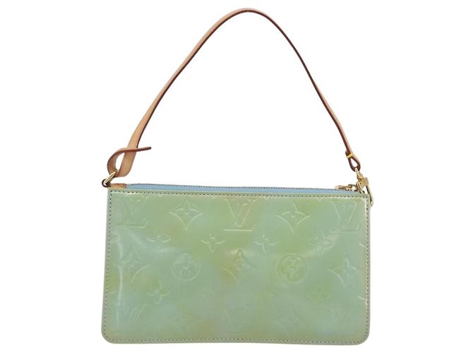 Louis Vuitton Lexington Pochette Monogram Vernis Blu - vista 2