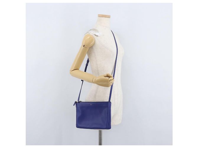Céline CELINE Trio Large Shoulder Bag Leather Blue Gold - vista 23