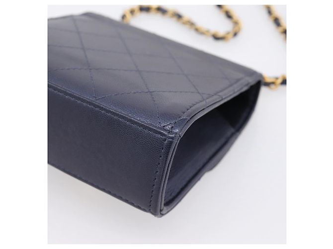 Borsa CHANEL Mini Matelasse Chain Pearl Bag Goatskin Navy Gold CC Auth 197060SAM D'oro Blu navy - vista 12
