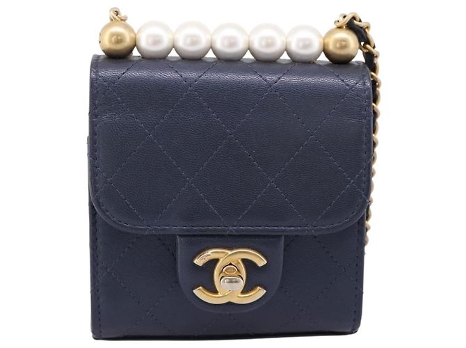 Borsa CHANEL Mini Matelasse Chain Pearl Bag Goatskin Navy Gold CC Auth 197060SAM D'oro Blu navy - vista 2