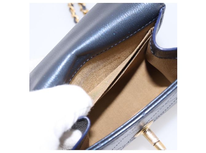 Borsa CHANEL Mini Matelasse Chain Pearl Bag Goatskin Navy Gold CC Auth 197060SAM D'oro Blu navy - vista 20