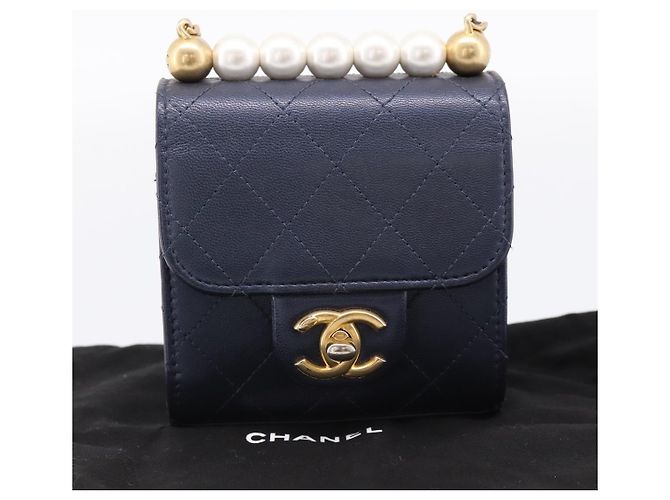 Borsa CHANEL Mini Matelasse Chain Pearl Bag Goatskin Navy Gold CC Auth 197060SAM D'oro Blu navy - vista 24