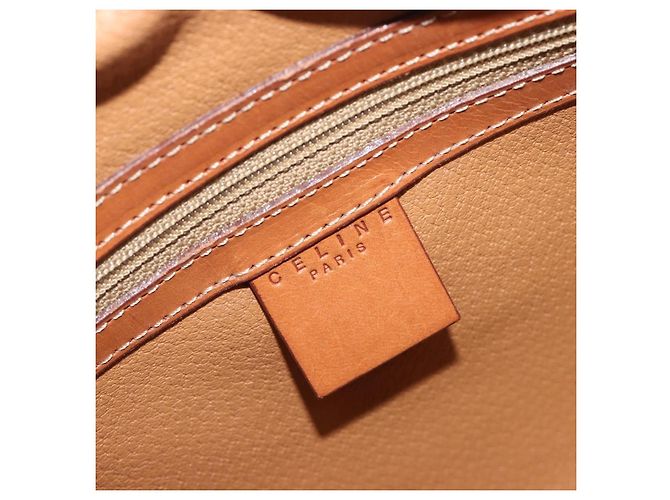 Céline Borsa a mano CELINE Macadam Canvas PVC Leather Brown Gold Auth 196621A Marrone D'oro - vista 17