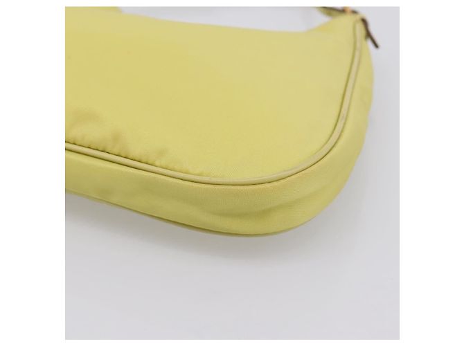 Borsa a Tracolla con Catena PRADA Nylon Giallo Tono Oro Auth 198491A - vista 10