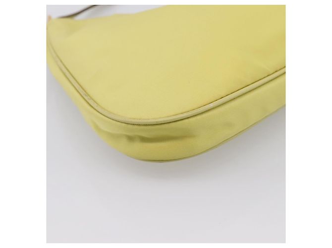 Borsa a Tracolla con Catena PRADA Nylon Giallo Tono Oro Auth 198491A - vista 11