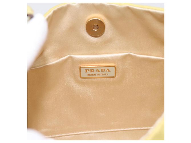 Borsa a Tracolla con Catena PRADA Nylon Giallo Tono Oro Auth 198491A - vista 15