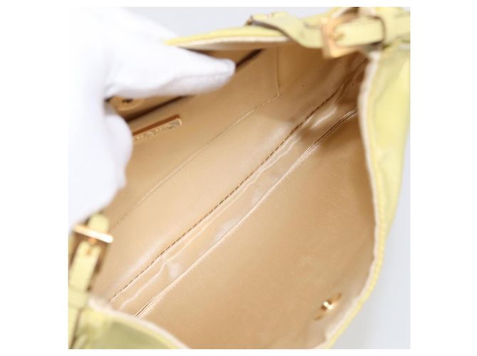 Borsa a Tracolla con Catena PRADA Nylon Giallo Tono Oro Auth 198491A - vista 16