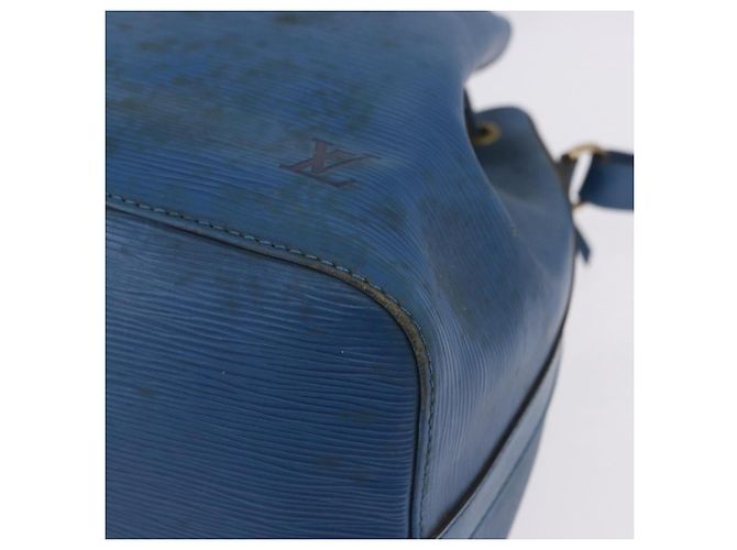 Borsa a tracolla LOUIS VUITTON Epi Petit Noe Blu M44105 LV Auth 198514 - vista 12